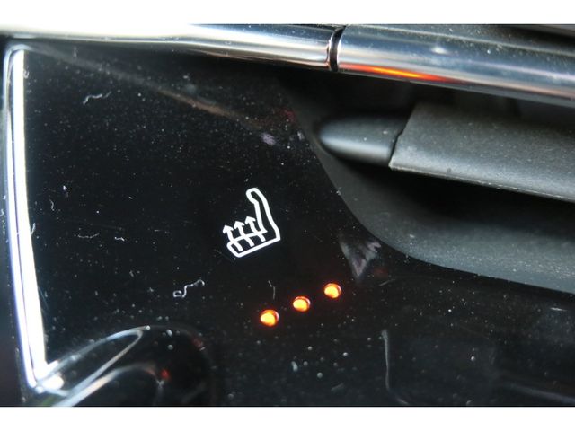 PEUGEOT E-208 2021 Image 31