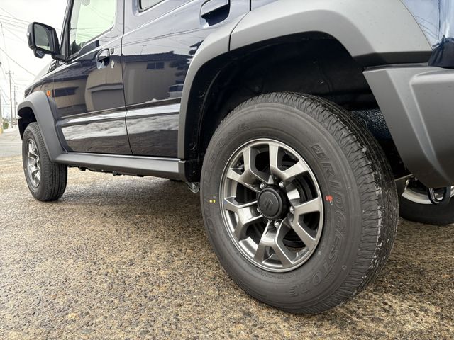 SUZUKI JIMNY NOMADE 2025 Image 31