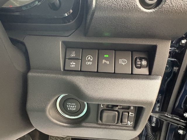 SUZUKI JIMNY NOMADE 2025 Image 31