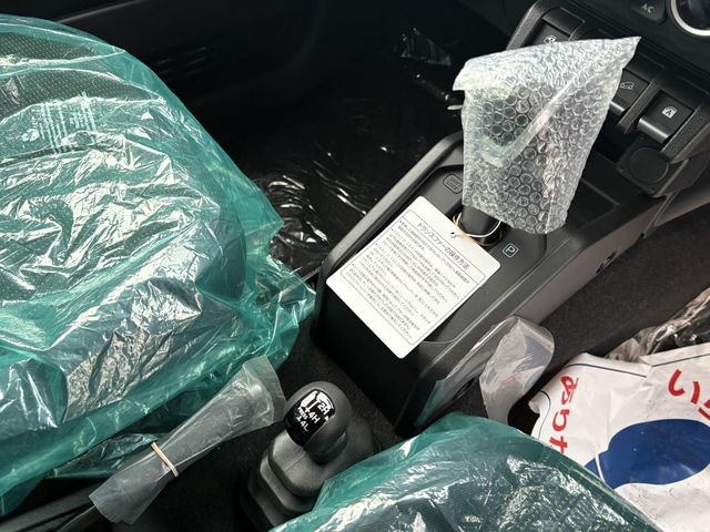 SUZUKI JIMNY NOMADE 2025 Image 31