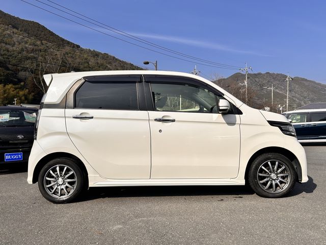 HONDA N-WGN CUSTOM 2015 Image 31