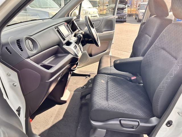 HONDA N-WGN CUSTOM 2015 Image 31