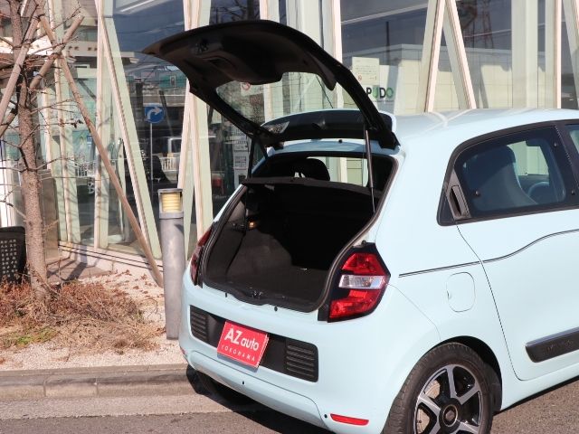 RENAULT TWINGO 2018 Image 31