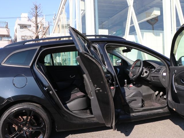 RENAULT MEGANE ESTAT 2013 Image 31