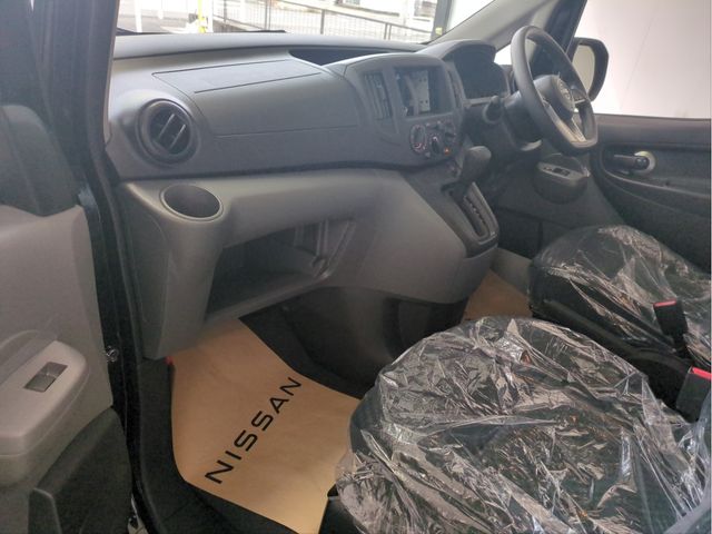 NISSAN NV200 VANETTE VAN 2026 Image 31