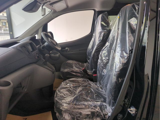 NISSAN NV200 VANETTE VAN 2026 Image 31
