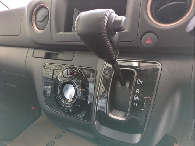 NISSAN CARAVAN VAN 2WD 2026 Image 31