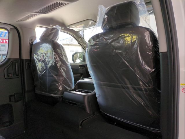 NISSAN CARAVAN VAN 2WD 2026 Image 31