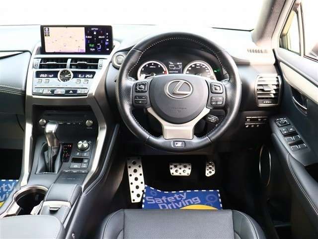 TOYOTA LEXUS NX300 2020 Image 31