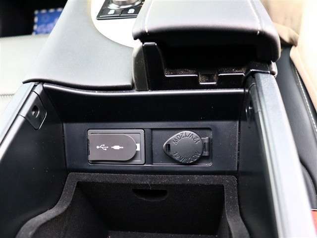 TOYOTA LEXUS RX200T 2017 Image 31