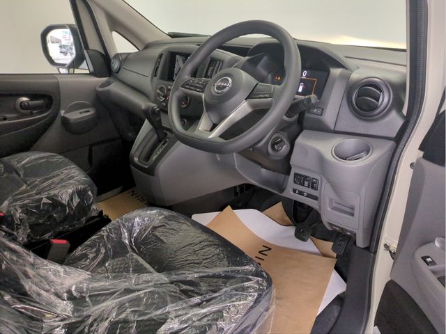 NISSAN NV200 VANETTE VAN 2026 Image 31