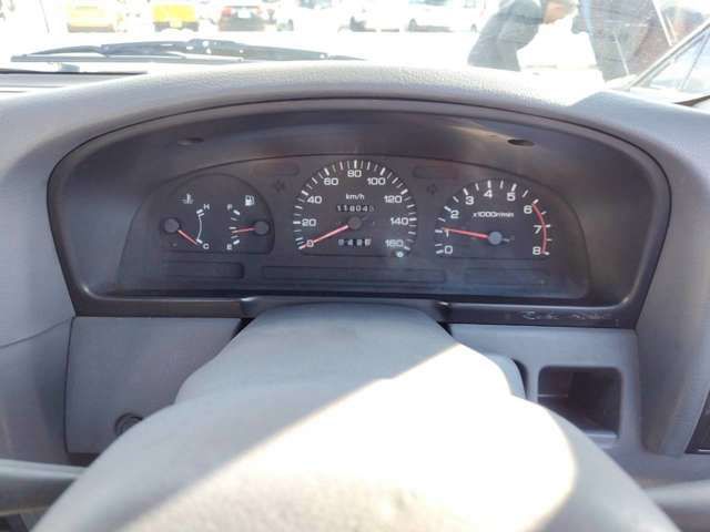 NISSAN DATSUN 2WD 1994 Image 31