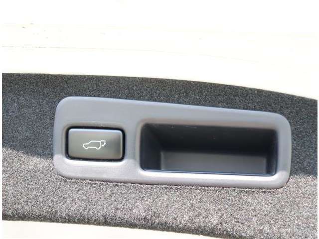 TOYOTA HARRIER 2WD 2015 Image 31