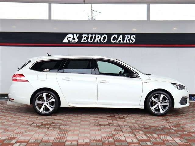 PEUGEOT 308 2019 Image 31