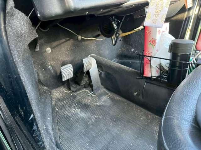 VOLKSWAGEN BEETLE 1998 Image 31