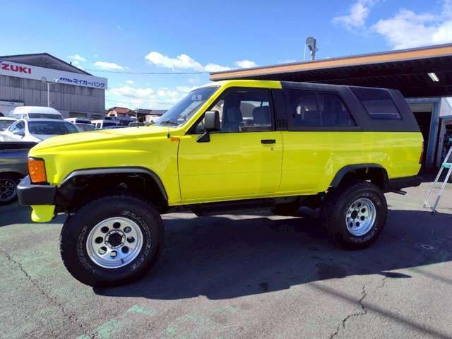 TOYOTA HILUXSURF WAGON 2WD 1986 Image 31