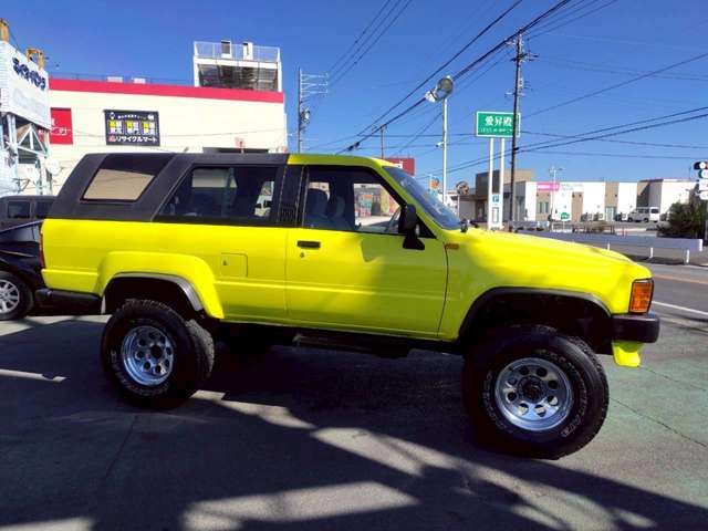 TOYOTA HILUXSURF WAGON 2WD 1986 Image 31