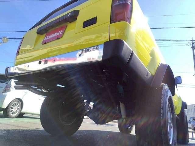 TOYOTA HILUXSURF WAGON 2WD 1986 Image 31