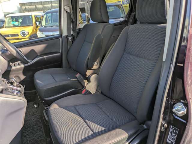 TOYOTA NOAH HYBRID 4WD 2015 Image 31