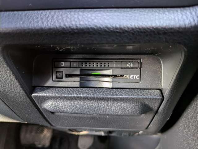 TOYOTA NOAH HYBRID 4WD 2015 Image 31