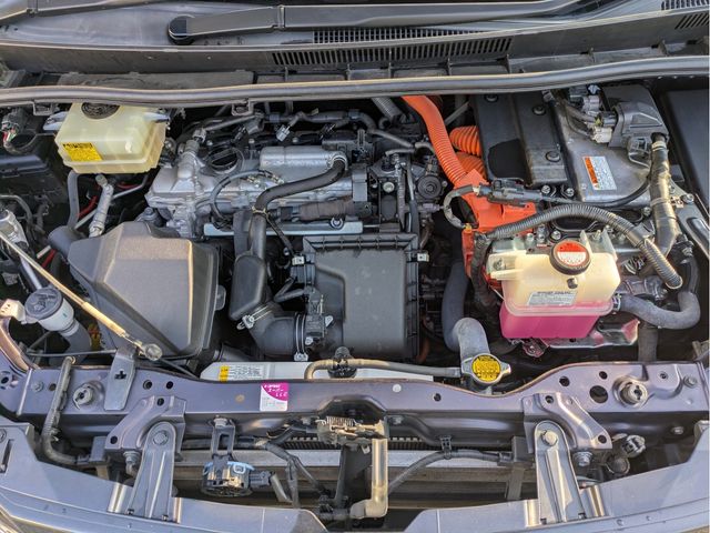 TOYOTA NOAH HYBRID 4WD 2015 Image 31