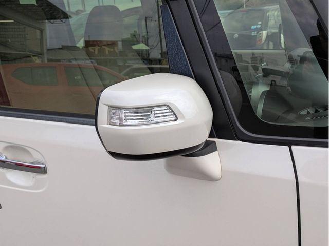 HONDA N BOX 2016 Image 31