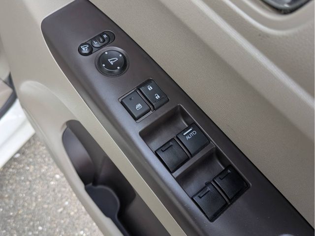 HONDA N BOX 2016 Image 31