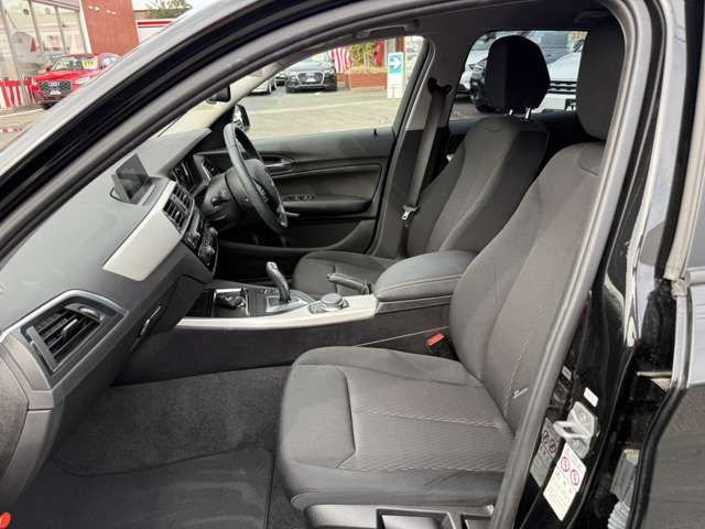 BMW 1SERIES 2019 Image 31