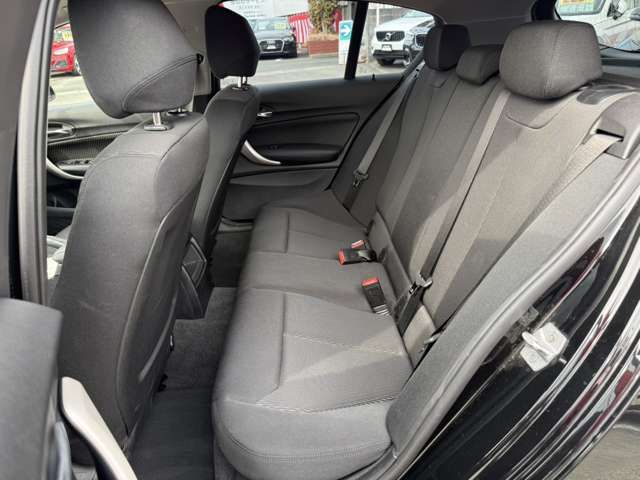 BMW 1SERIES 2019 Image 31