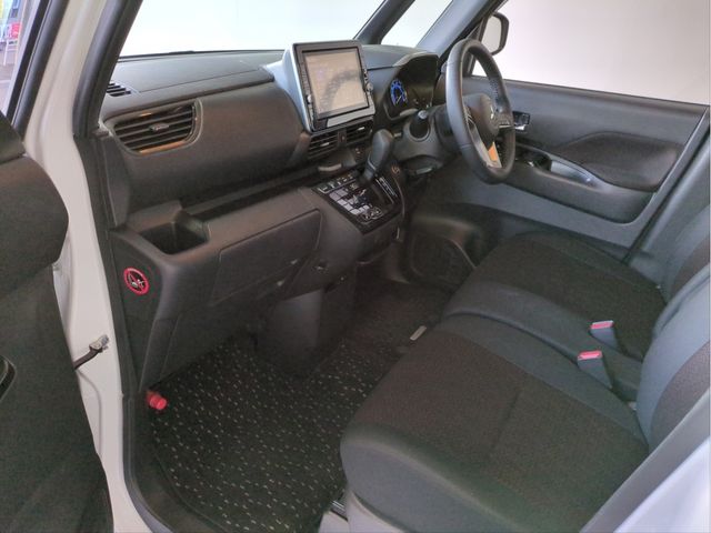 MITSUBISHI EK X SPACE 2023 Image 31