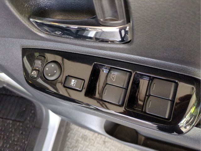 MITSUBISHI EK X SPACE 2023 Image 31