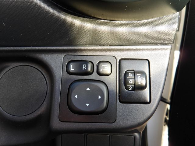 TOYOTA AQUA 2020 Image 31