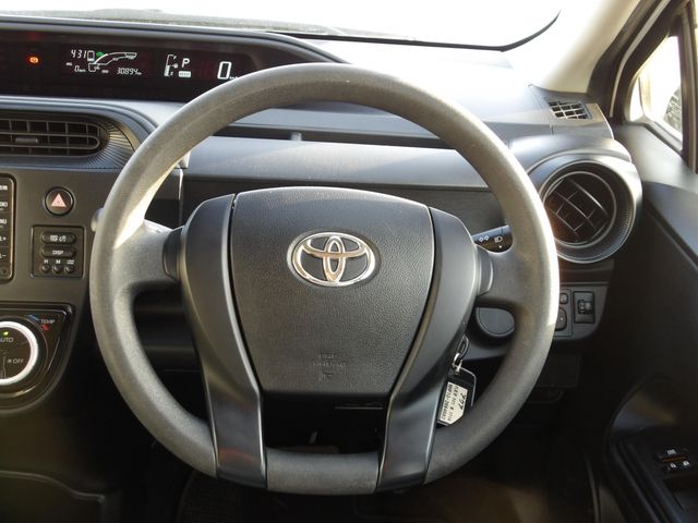 TOYOTA AQUA 2020 Image 31