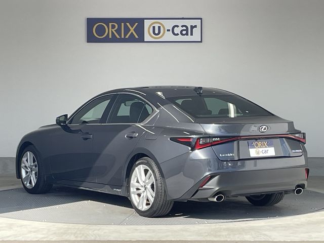 TOYOTA LEXUS IS300H 2022 Image 31