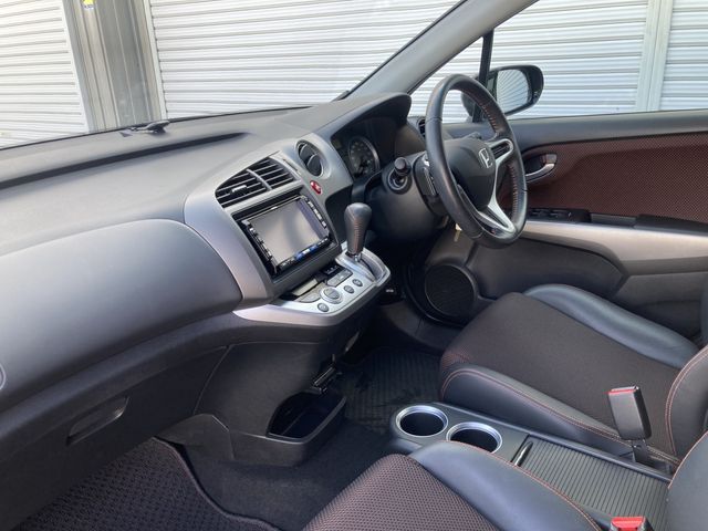 HONDA STREAM 2011 Image 31