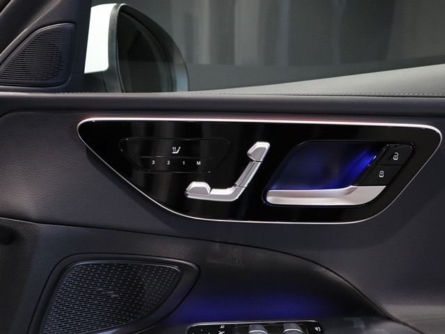 MERCEDES BENZ C CLAS 2025 Image 31