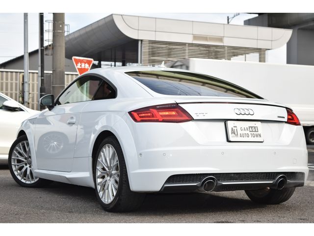 AUDI TT COUPE 2016 Image 31