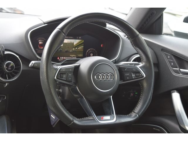 AUDI TT COUPE 2016 Image 31