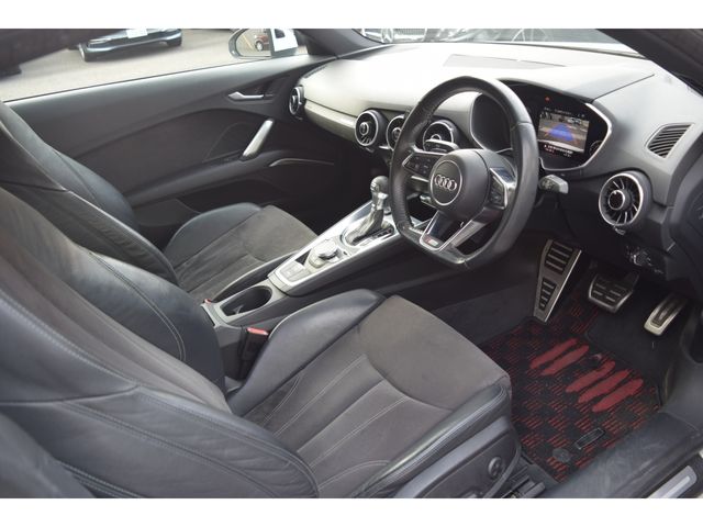 AUDI TT COUPE 2016 Image 31