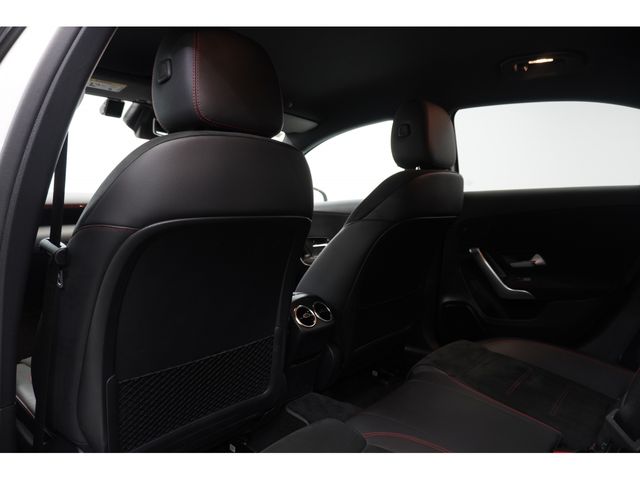 MERCEDES BENZ A CLAS 2021 Image 31