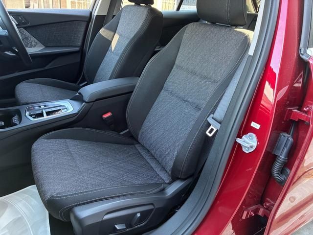 BMW 1SERIES 2025 Image 31