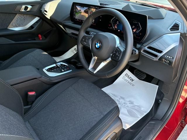 BMW 1SERIES 2025 Image 31