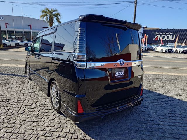 TOYOTA VOXY HYBRID 2020 Image 31