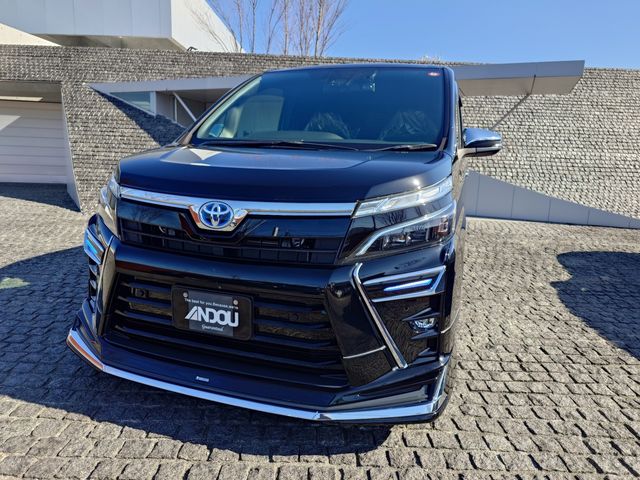 TOYOTA VOXY HYBRID 2020 Image 31