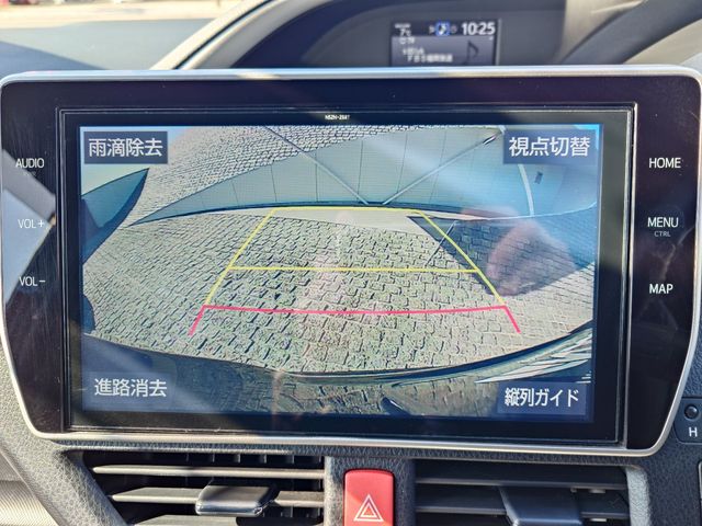 TOYOTA VOXY HYBRID 2020 Image 31