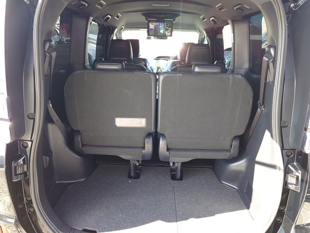 TOYOTA VOXY HYBRID 2020 Image 31