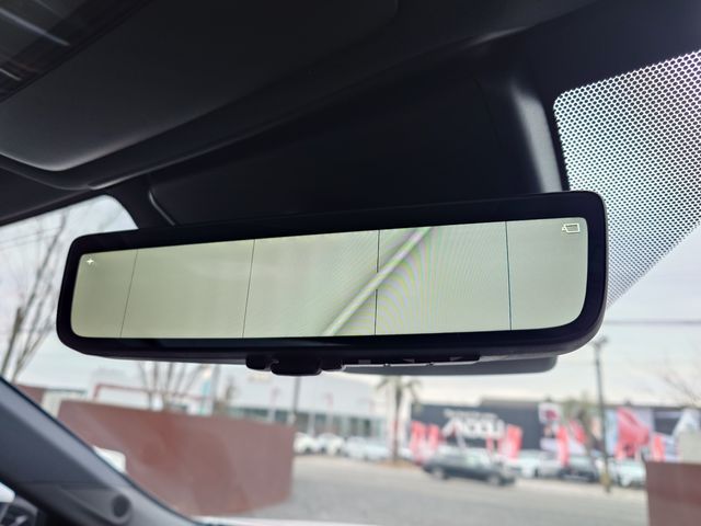 TOYOTA CROWN SEDAN HYBRID 2025 Image 31