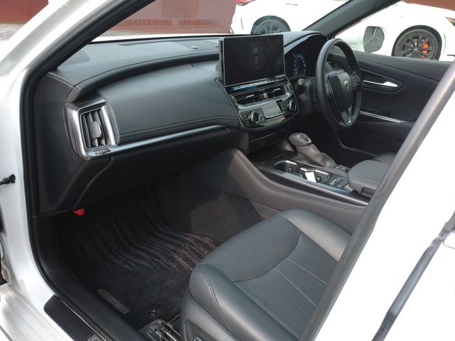 TOYOTA CROWN SEDAN HYBRID 2020 Image 31