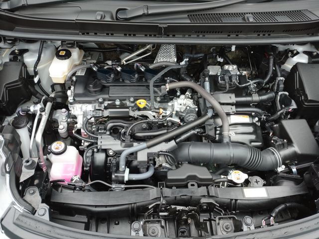 TOYOTA SIENTA HYBRID 2025 Image 31