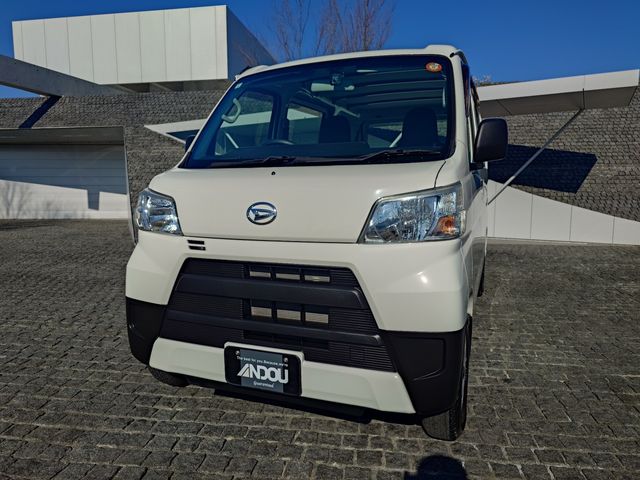 DAIHATSU HIJET CARGO 2021 Image 31